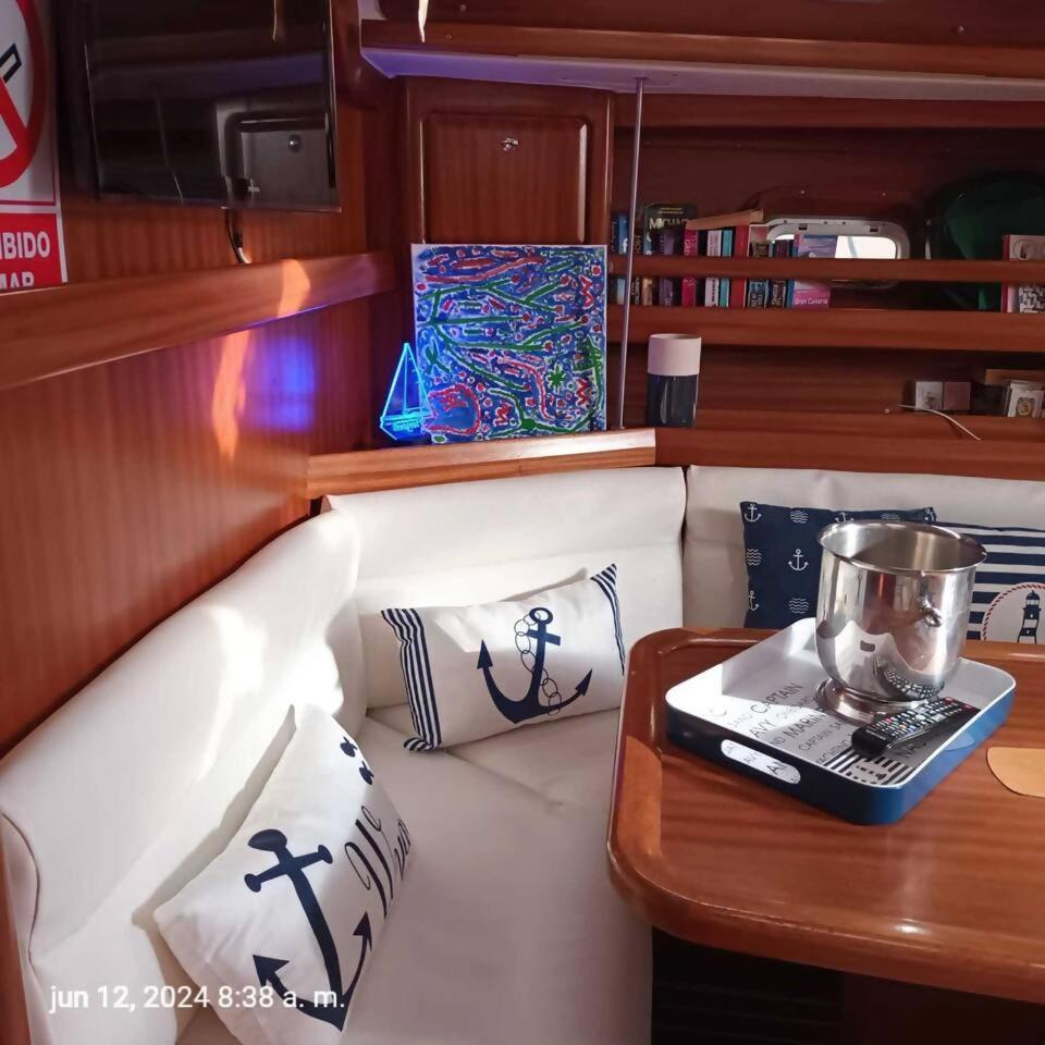 فندق Precioso Yate En El Centro Del بويرتو دي موغان المظهر الخارجي الصورة